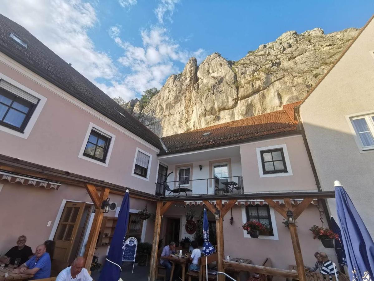 Gasthaus Felsenwastl Essing Eksteriør billede
